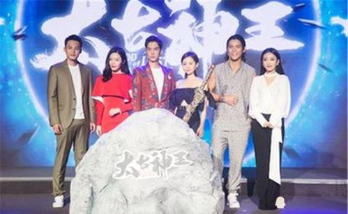 为了吃瓜进娱乐圈去红帽,她如何凭借“红帽”奇招闯进娱乐圈，一炮而红？